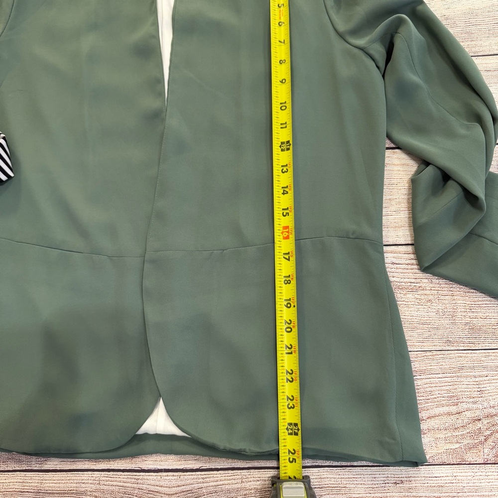 Allie Rae Green Blazer - Large - Picture 6 of 6